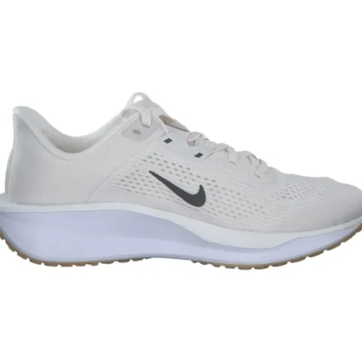 Nike FD6034-003 Quest 6, Schnürschuhe, Damen, phantom/met gold-sail-pale ivo